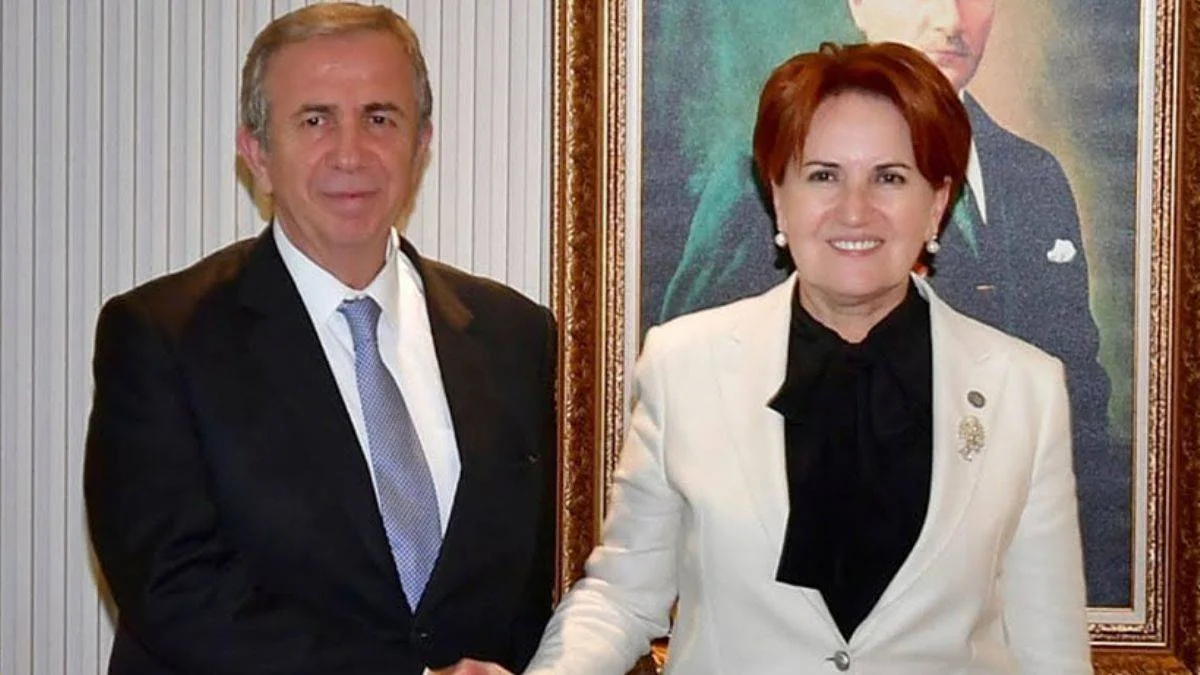 Akşener, Kılıçdaroğlu'nun önünde Mansur Yavaş'a övgüler yağdırdı