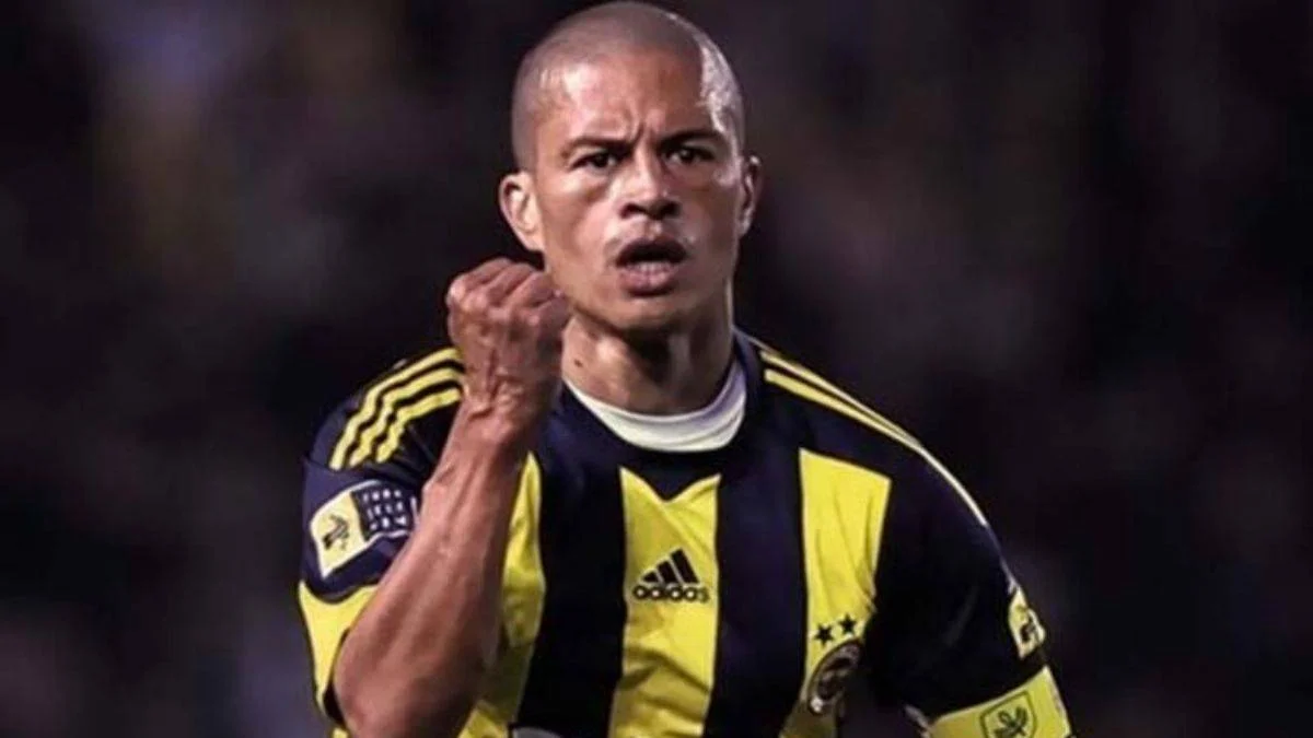 Alex de Souza'dan Fenerbahçe taraftarını heyecanlandıran paylaşım