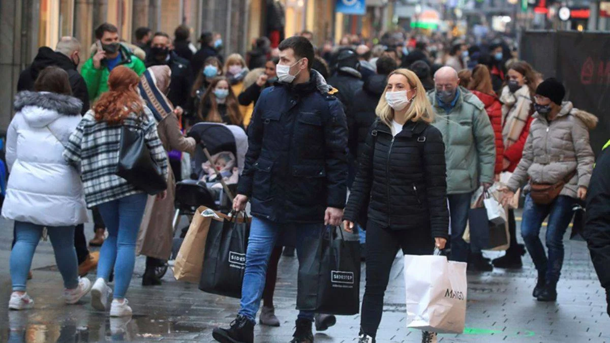 Araştırma: Almanya'da orta tabaka eriyor, yoksulluk artıyor
