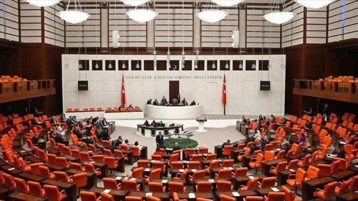Asgari ücrette yeni gelişme... Meclis'e sunuldu!