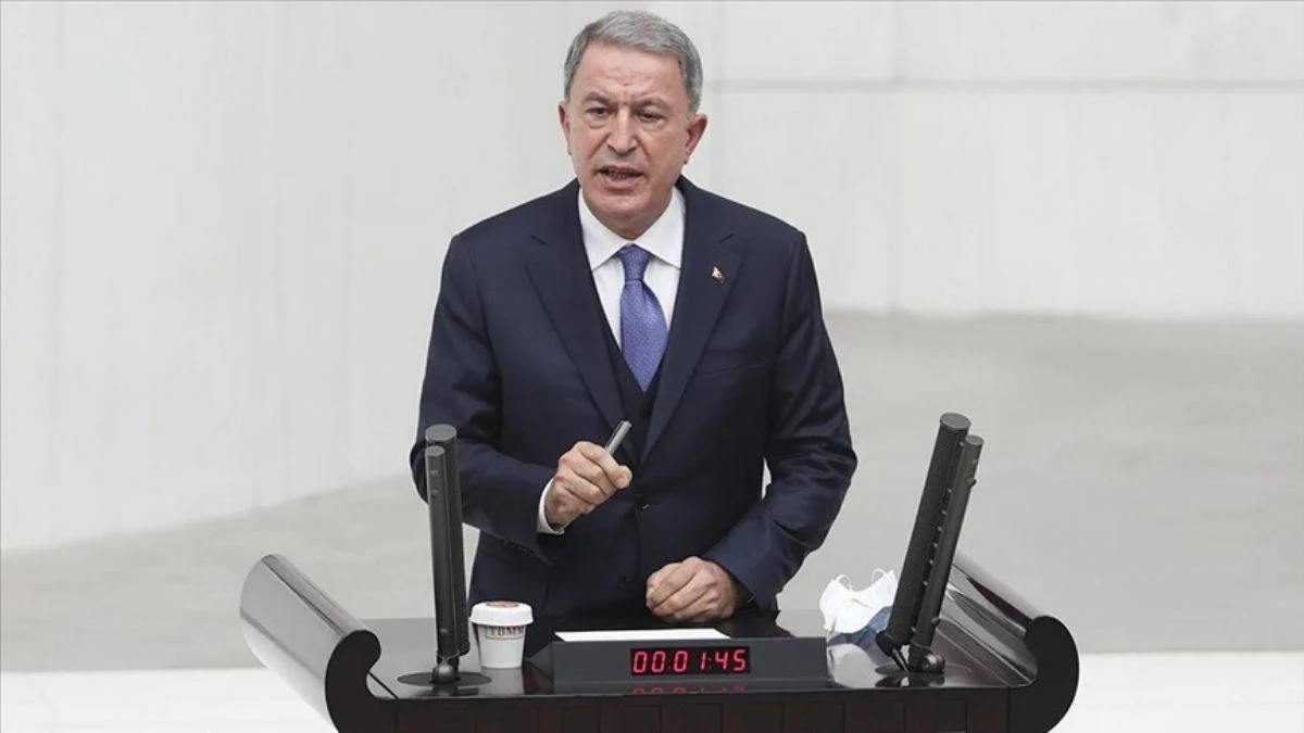 Bakan Akar: '20 terörist etkisiz hale getirildi'