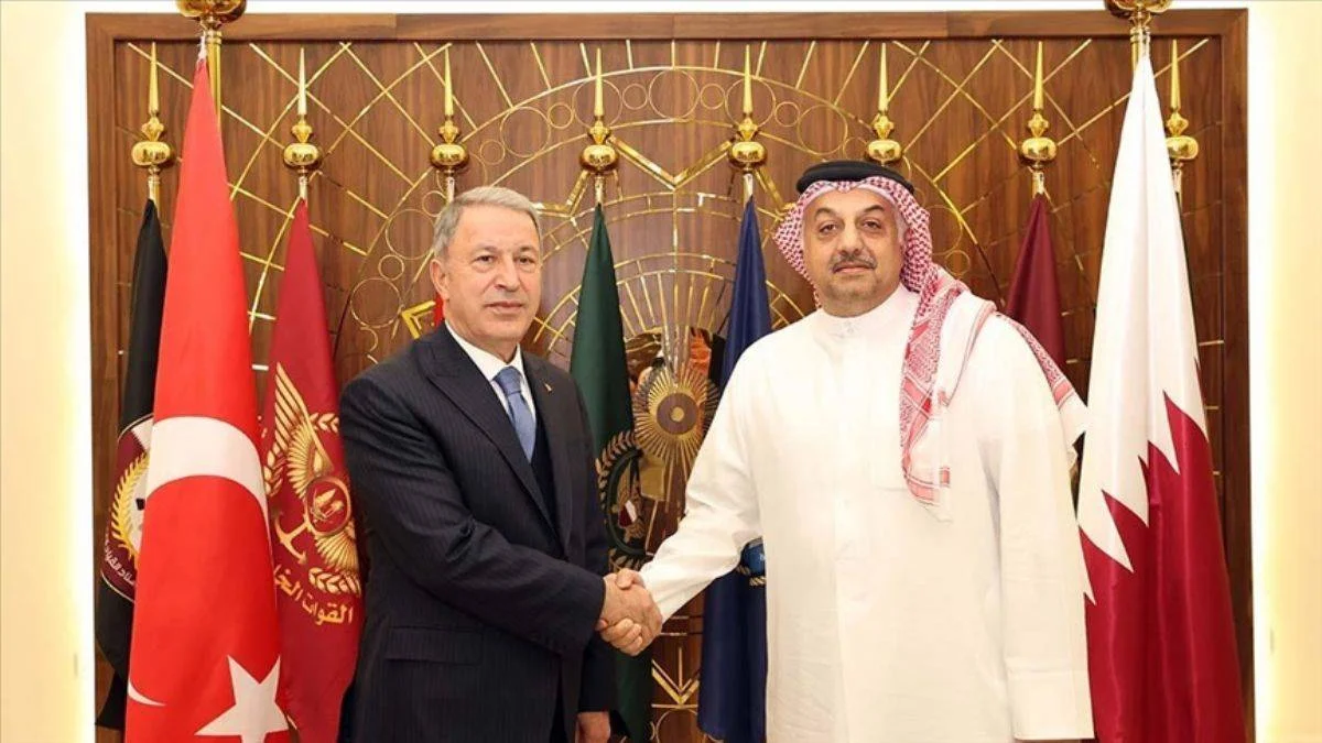 Bakan Akar Katar'da: Çalışmalarımız gücümüzü en üst seviyeye çıkarmak içindir