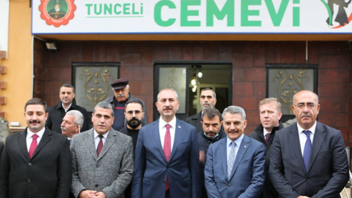 Bakan Gül'den Cemevleri açıklaması