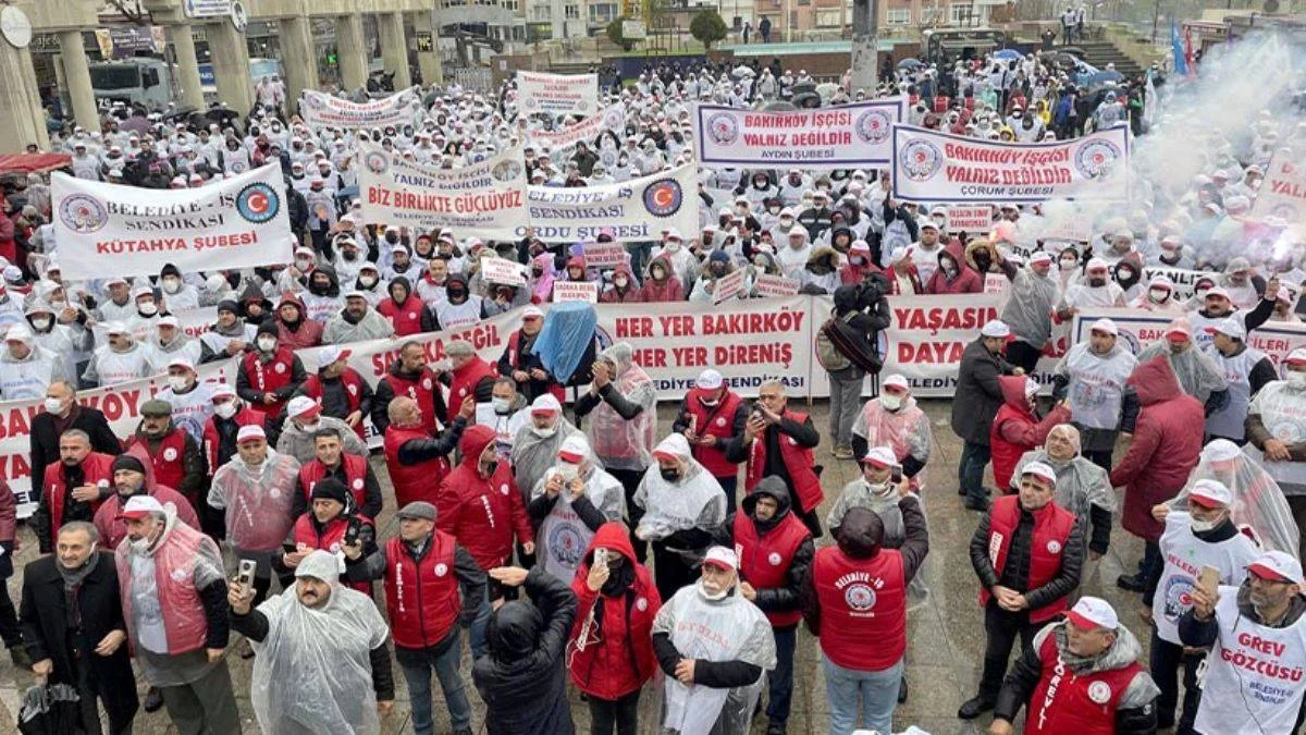 Bakırköy Belediyesi işçilerinin grevi 54 gündür sürüyor