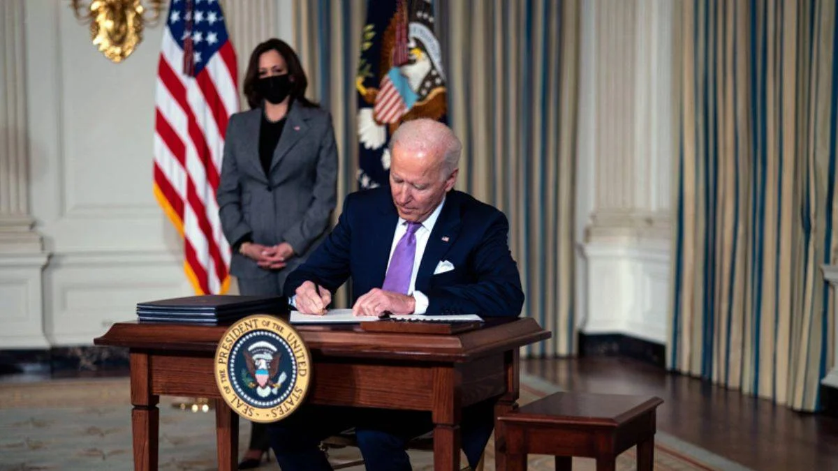Biden'dan 768 milyar dolarlık savunma bütçesini onay: YPG detayı!