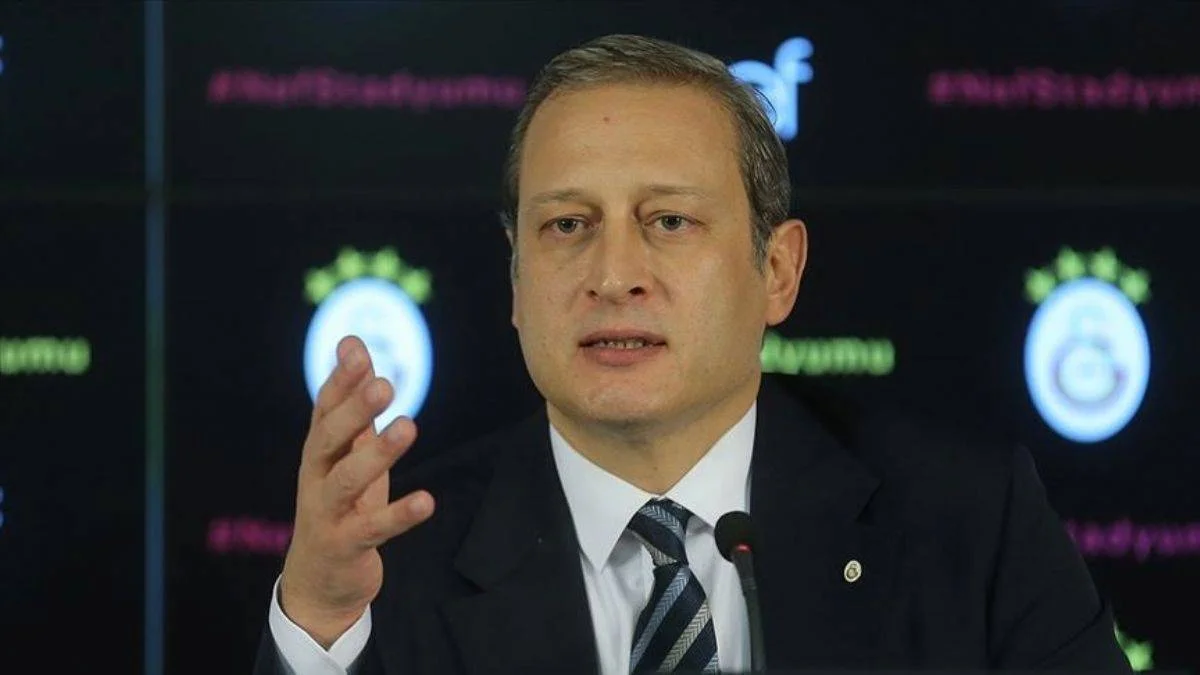 Burak Elmas'tan 'TFF' çıkışı: Nihat Özdemir'in altını oyuyorlar