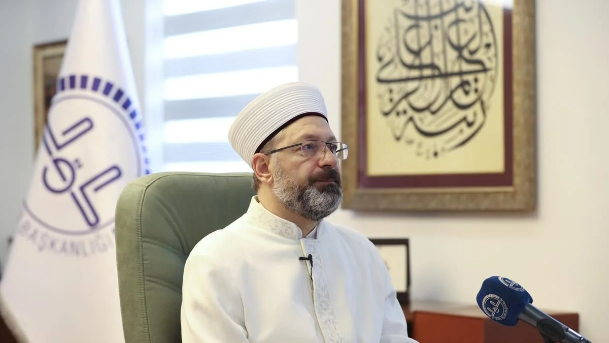 Diyanet İşleri Başkanı Erbaş: Korkumuza yeni araba alamıyoruz