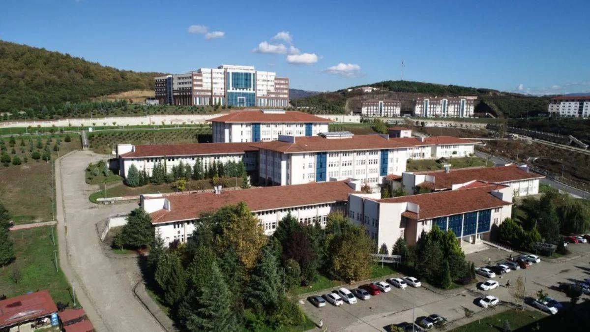 Düzce Üniversitesi öğretim elemanı alımı ilanı | Gastronomi ve Mutfak Sanatları, Arıcılık ve Makine bölümlerine öğretim elemanı alınacak!