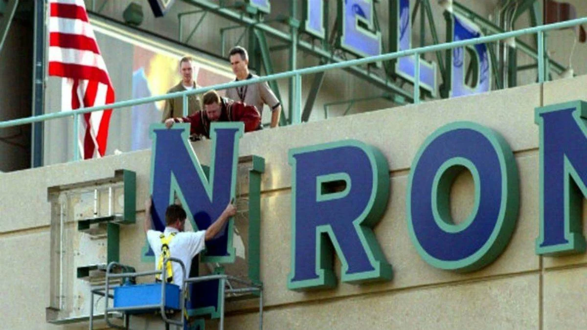Enron skandalının perde arkası