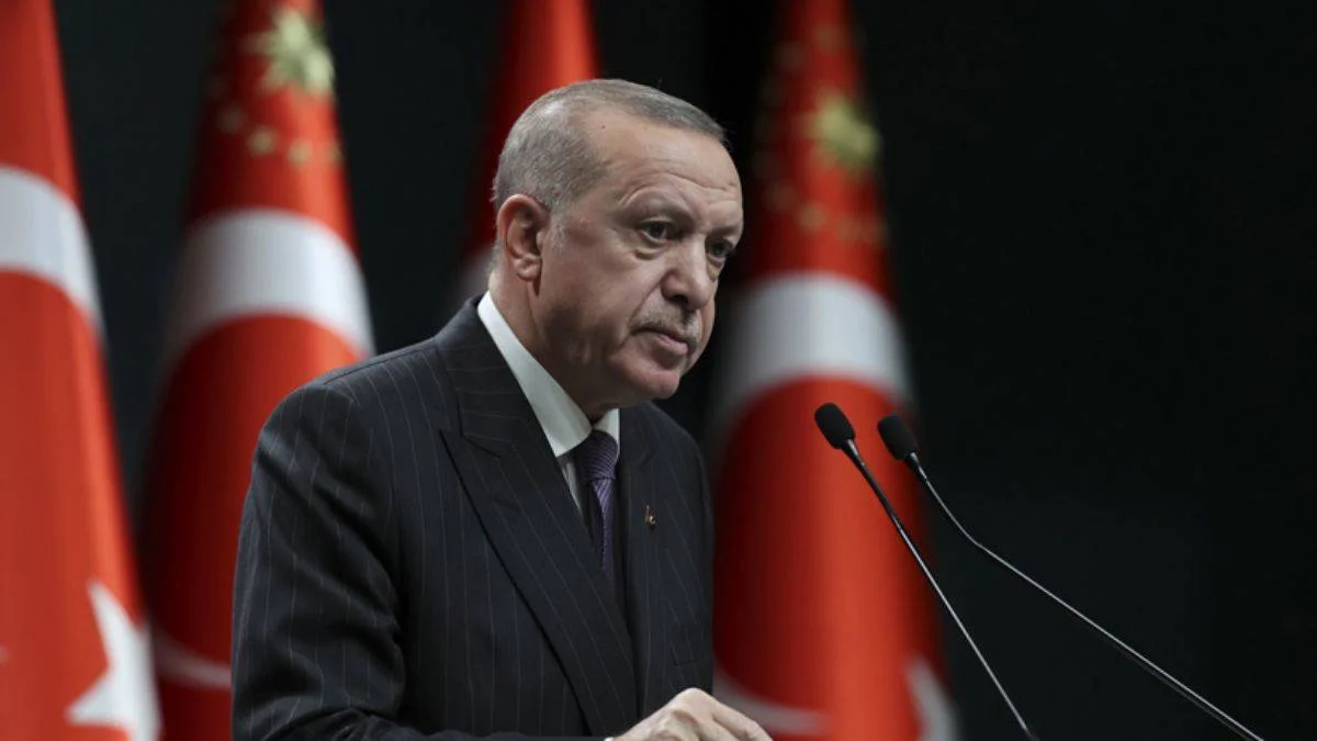 Erdoğan, Hazine Bakanı ve Çalışma Bakanı ile toplantı yapacak