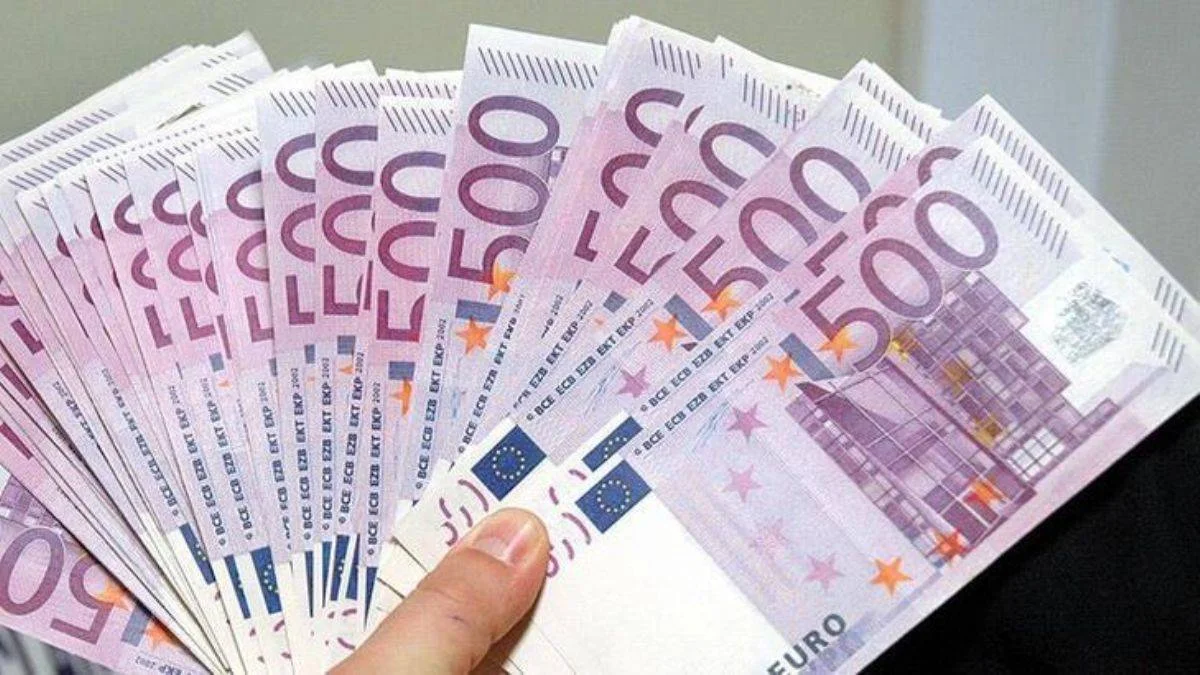 Euro ne kadar düştü? Euro düşmeye devam eder mi? Euro neden düştü?