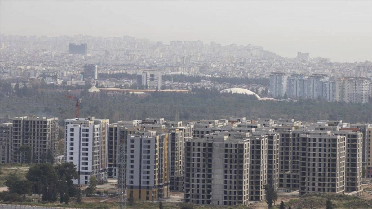 Faiz indirimiyle konut satışları zirve yaptı