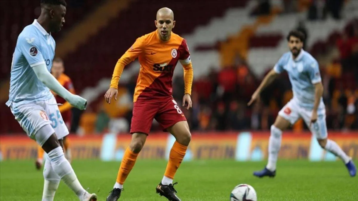 Galatasaray-Medipol Başakşehir maçı kaç kaç bitti? Maçta kim kırmızı kart gördü?