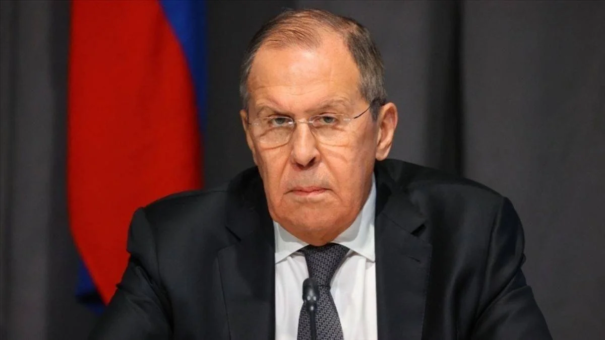 Lavrov: Batı ve NATO Ukrayna'da 'küçük savaş' istiyor