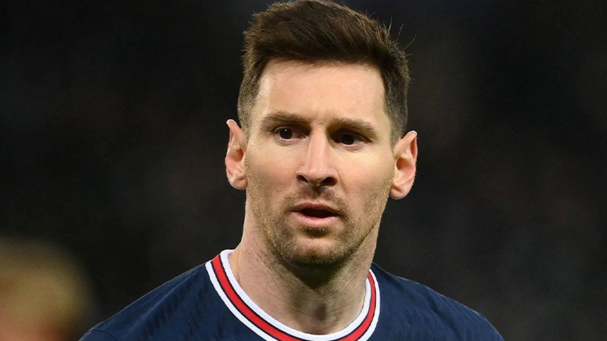 Messi: Ailem bana hep saygıyı ve tevazuyu aşıladı