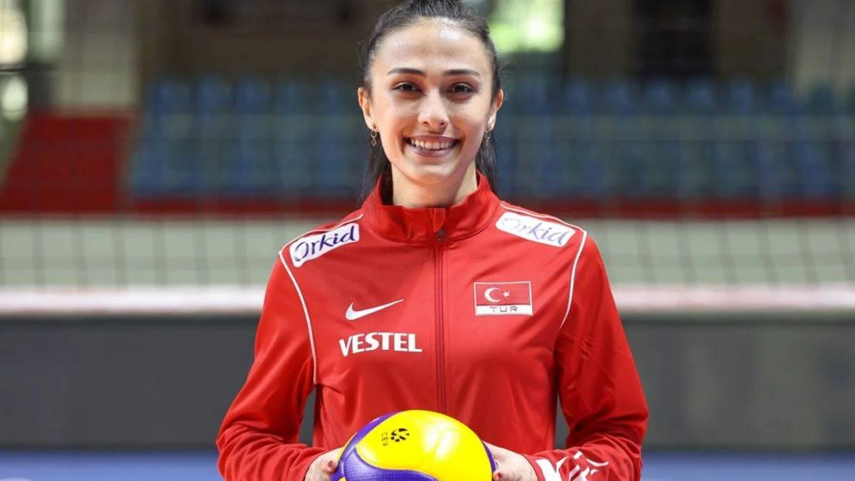 Simge Aköz kimdir? Simge Aköz nereli, kaç yaşında?
