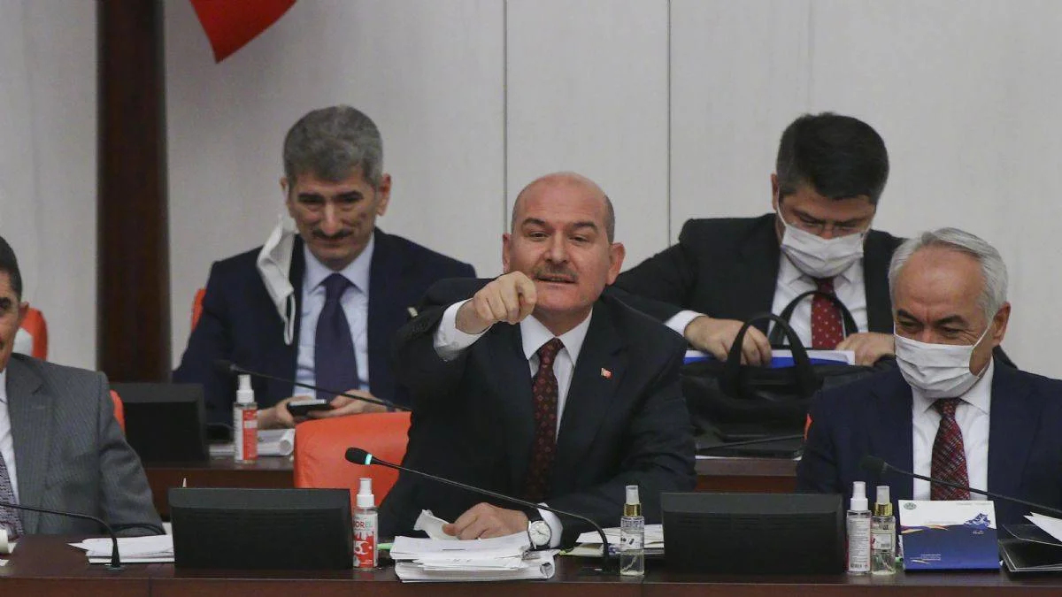 TBMM'de 'kirli, karanlık ilişkiler' gerginliği