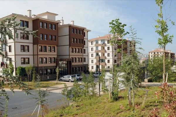 TOKİ, afet bölgelerine 38 bini aşkın konut yapıyor