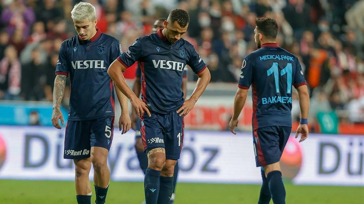 Trabzonspor'un galibiyet serisine Antalyaspor'dan nokta!