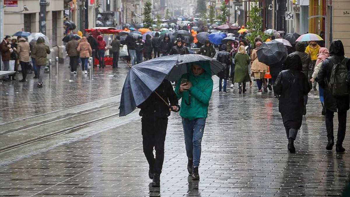 Yılbaşında İstanbul'da yağmur var mı? 1 Ocak'ta İstanbul'da hava yağmurlu mu?
