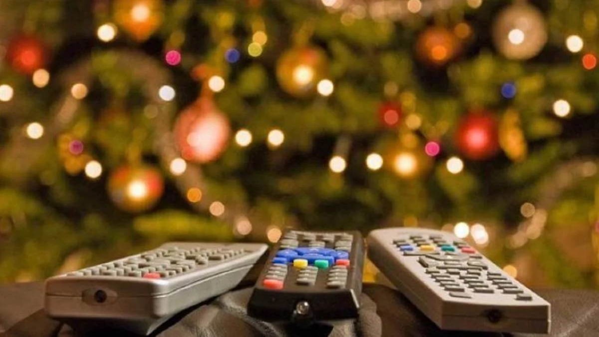 Yılbaşında televizyon izlemek günah mı? Yılbaşında eğlence programı izlemek caiz mi, haram mı?