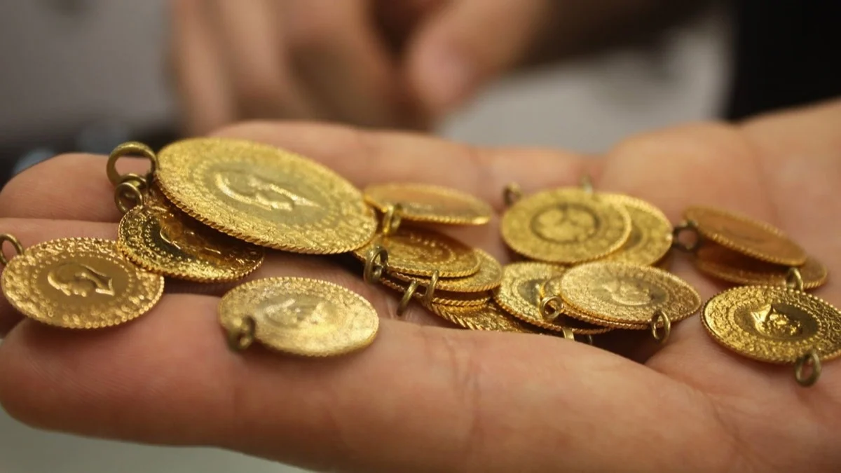 10 Haziran perşembe altın ne kadar oldu? 1 Gram altın kaç para? Çeyrek altın kaç para oldu?