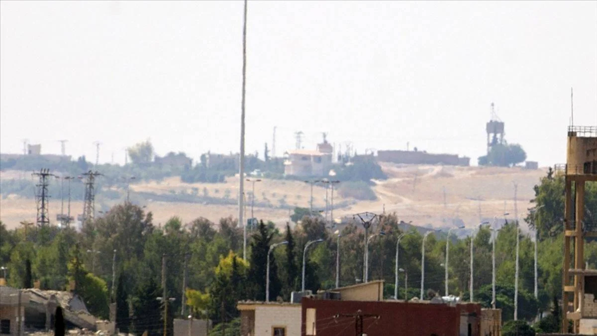 ABD destekli YPG/PKK'lılar Kamışlı'da parti kurdu