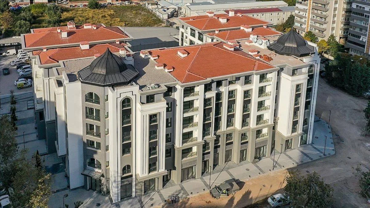 AK Parti'den 'İzmir deprem konutları' açıklaması