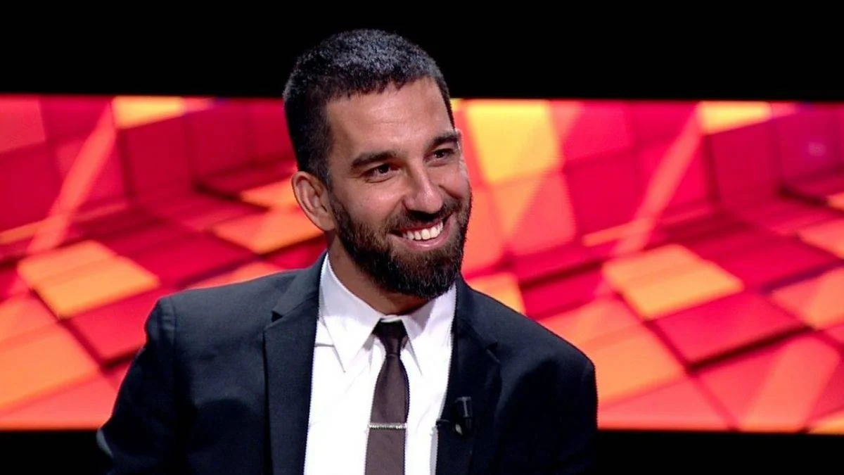 Arda Turan kimdir? Arda Turan nereli? Arda Turan hangi takımda oynuyor?