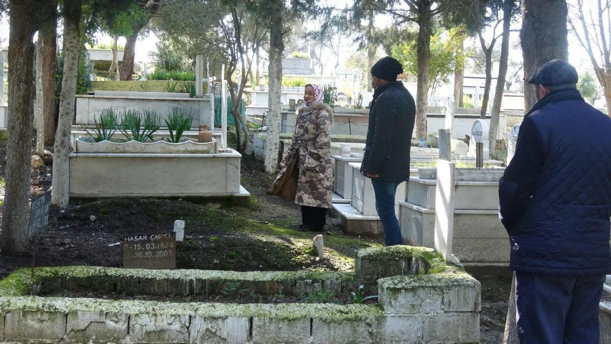 Babasını ararken, öldürüldüğünü öğrendi