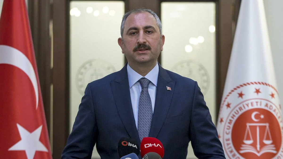 Bakan Gül'den ''Sedef Kabaş'' açıklaması: Hak ettiği karşılığı bulacak
