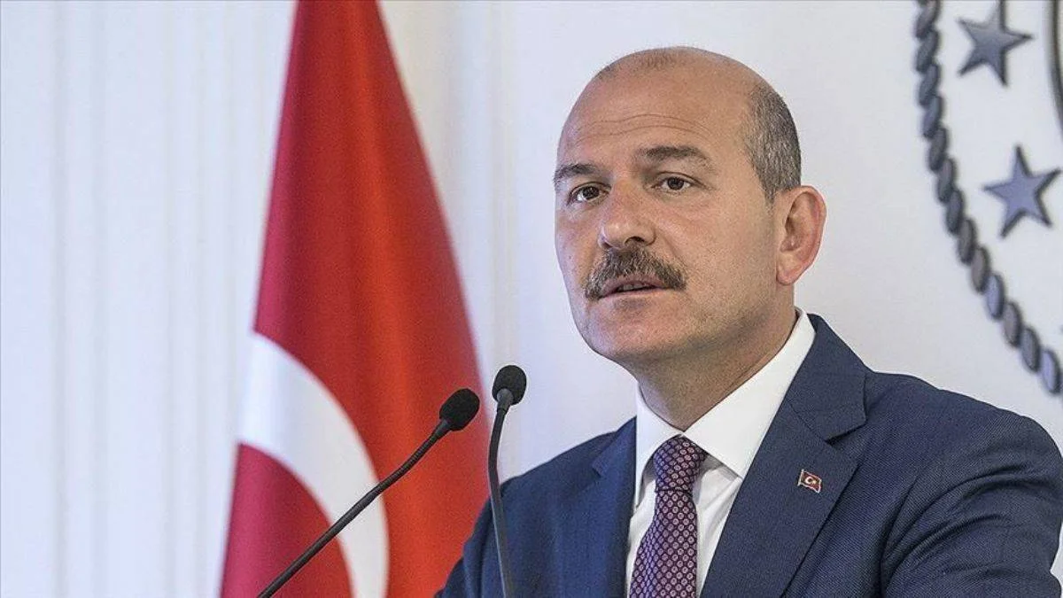 Bakan Soylu: LGBT derneklerine devasa bütçeler aktarıyorlar
