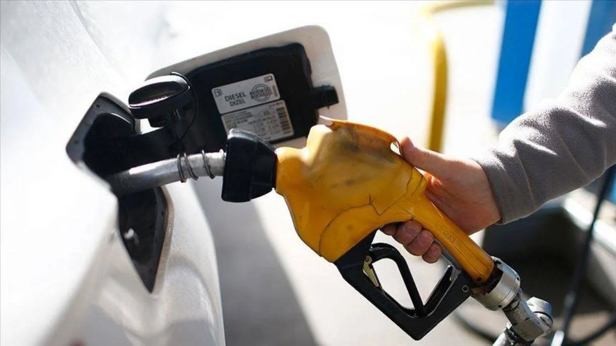 Benzine 46 kuruş zam