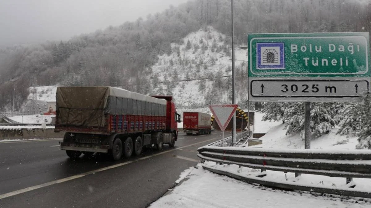 Bolu Dağı'nda TIR ve kamyon geçişleri yasak mı? D-100 Bolu Dağı'nda TIR yasağı kalktı mı?