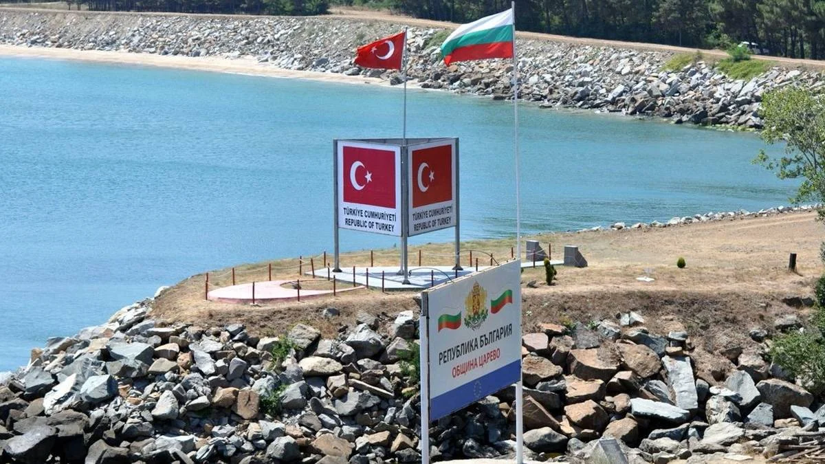Bulgaristan Türkiye'yi kırmızı listeye aldı