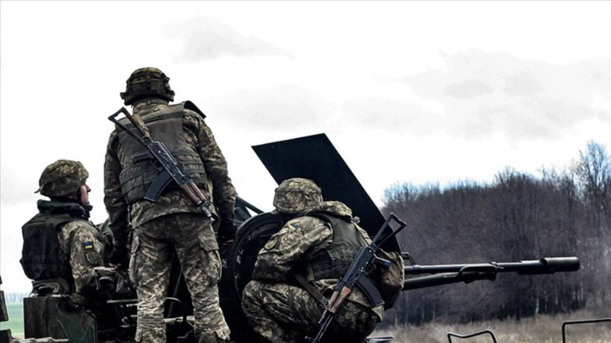 Donbas'ta patlama: 2 Ukrayna askeri öldü