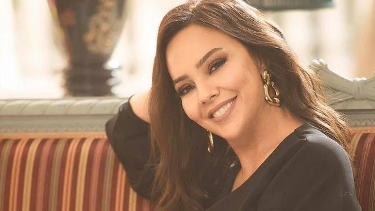 Ebru Gündeş'in en çok sevilen şarkıları nelerdir?