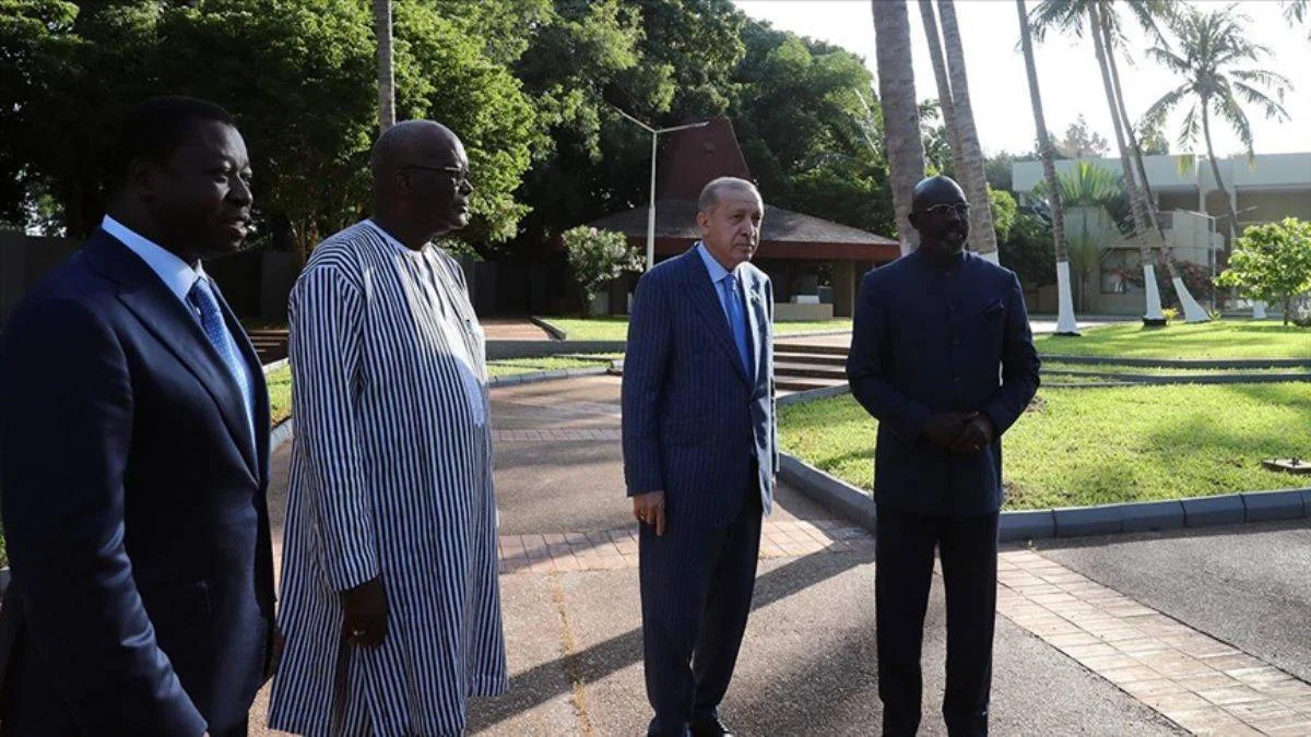 Fransız dergisi: Türkiye Afrika'da ilerliyor