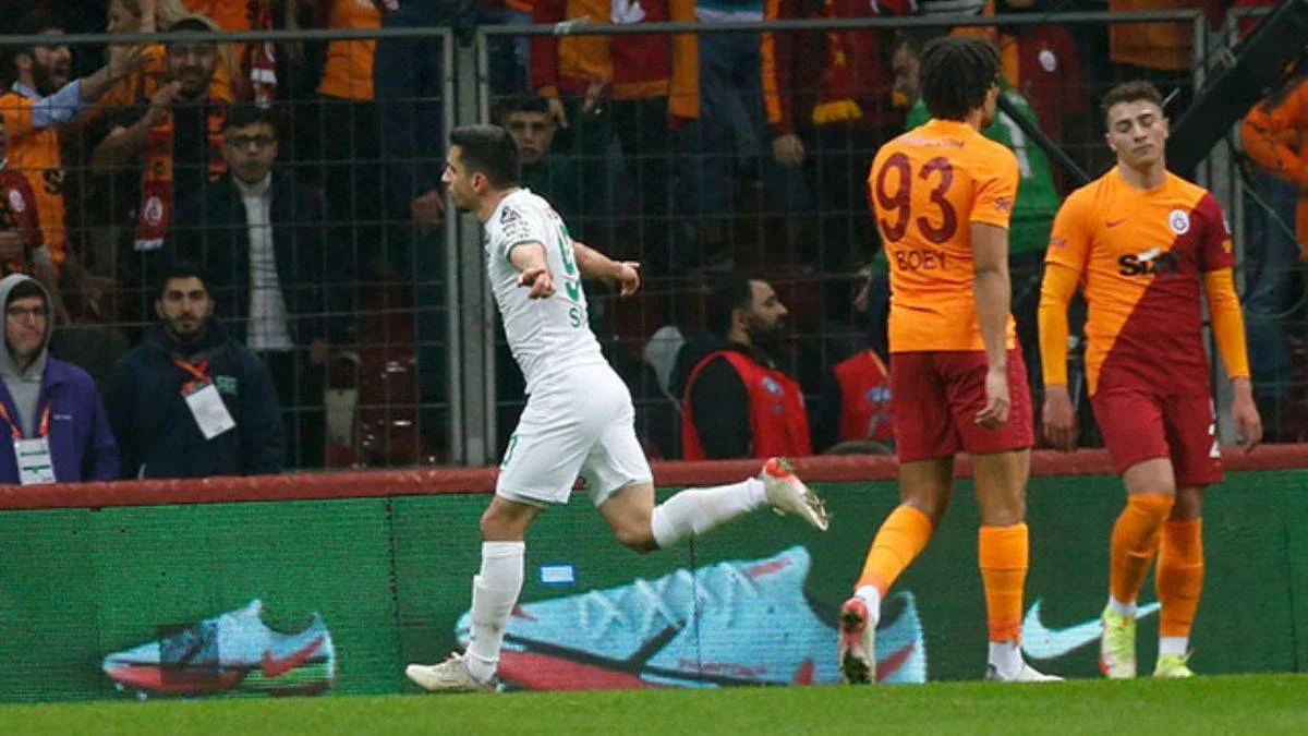Galatasaray evinde kaybetti