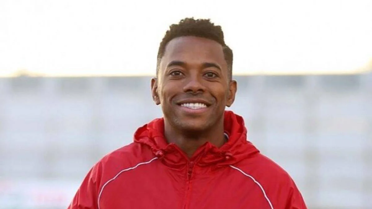 Hapis cezası alan Robinho kimdir?