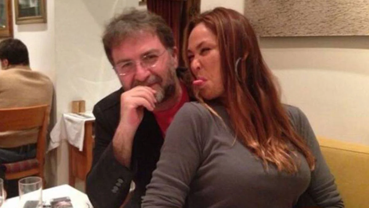 Hülya Avşar'la Ahmet Hakan'ın rakı masası gündem oldu
