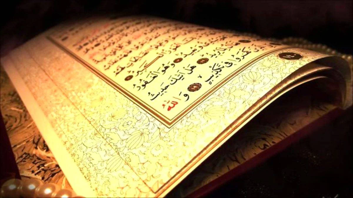 İnşirah Suresi Arapça Okunuşu ve Türkçe Anlamı