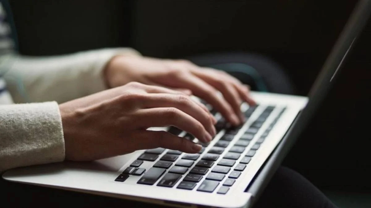 İnternet hızım düşük sözleşmeyi (aboneliği) feshedebilir miyim? Düşük internete ceza ödemeden taahhüt fesih yapılır mı?