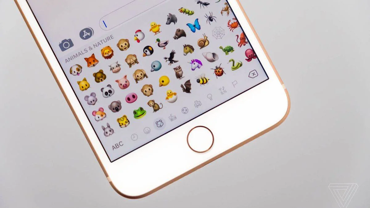 Iphone'larda "hamile erkek" polemiği