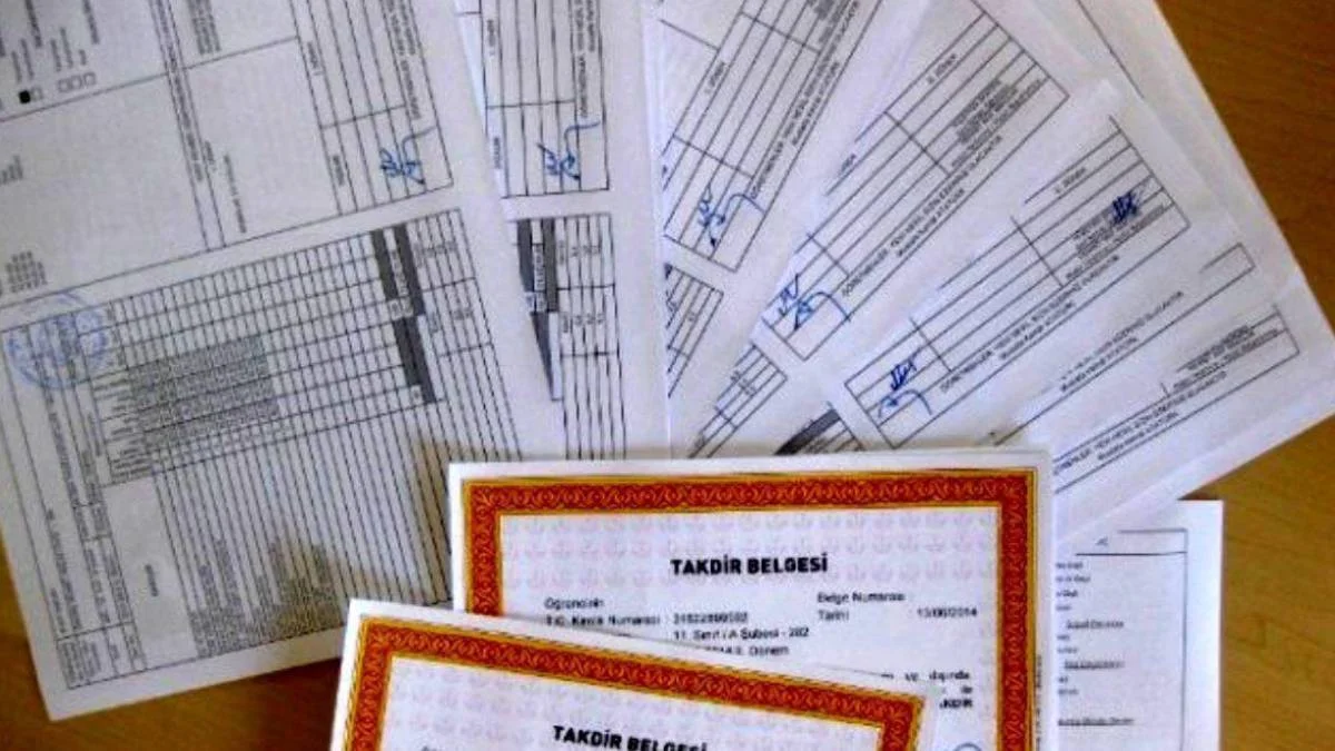 Karnesinde 2 olan takdir ve teşekkür belgesi alabilir mi? Teşekkür belgesi alma şartları neler?