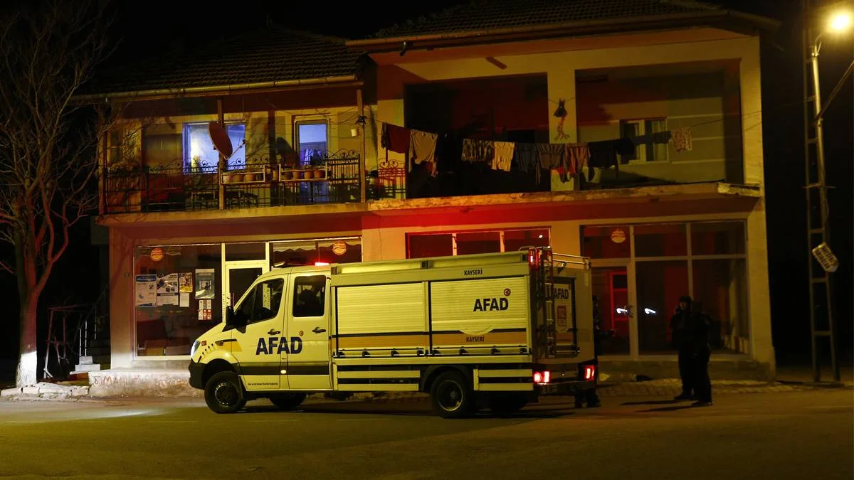 Kayseri'de şiddetli deprem!