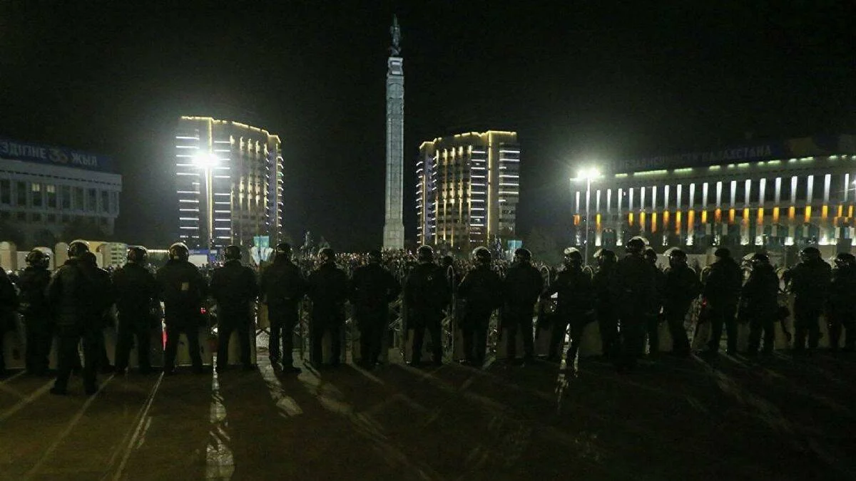 Kazakistan'da neler oluyor? Arka planda neler var?