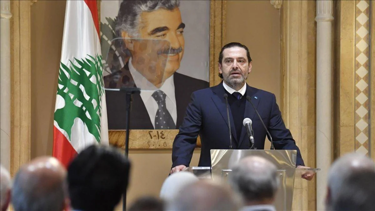 Lübnan'da kriz: Hariri siyasete ara verdiğini açıkladı
