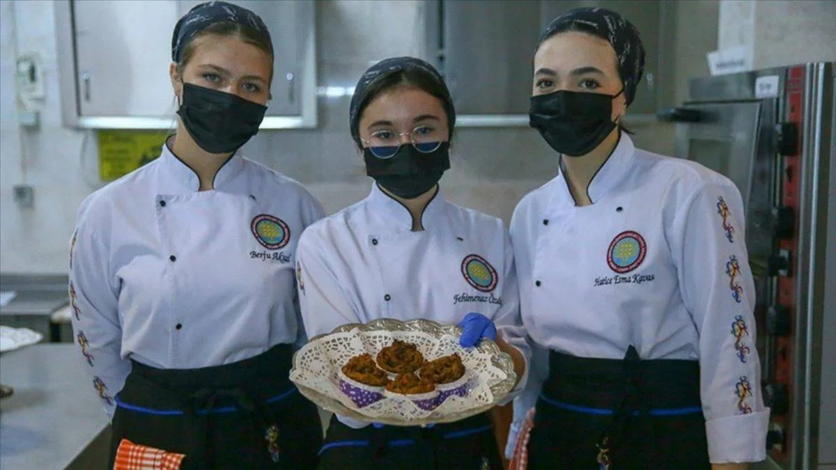 Meslek liseliler üretti: Bu kekte glüten ve şeker yok