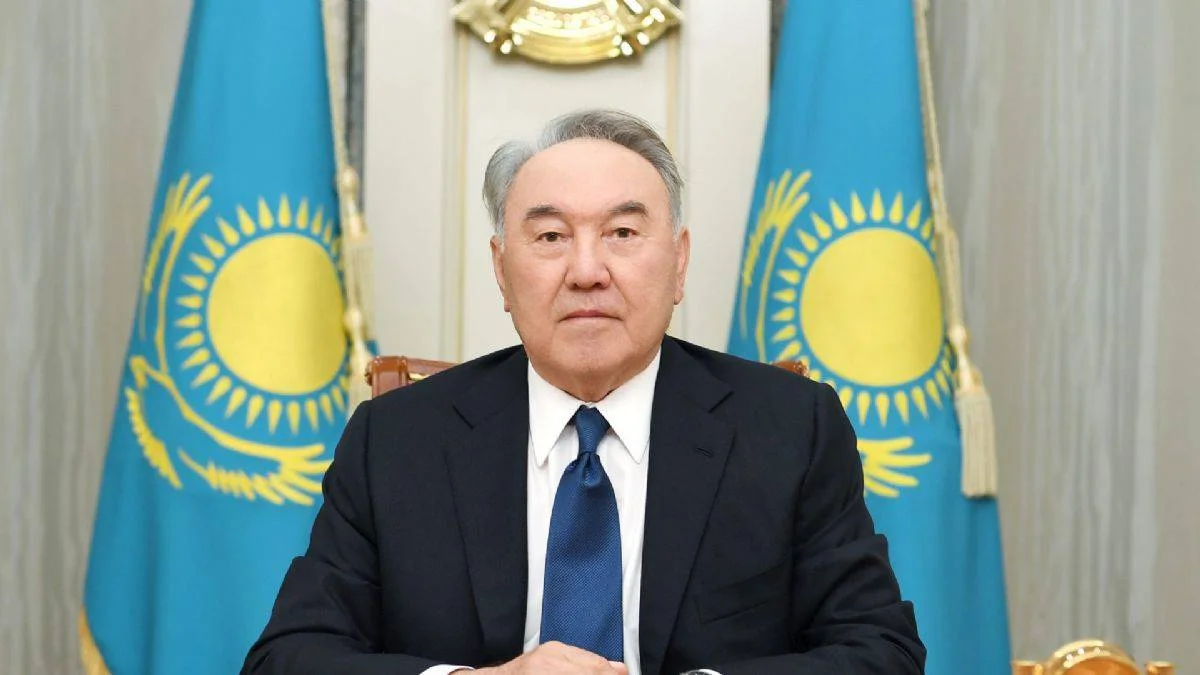 Nursultan Nazarbayev kimdir? Nursultan Nazarbayev'in hayatı ve biyografisi
